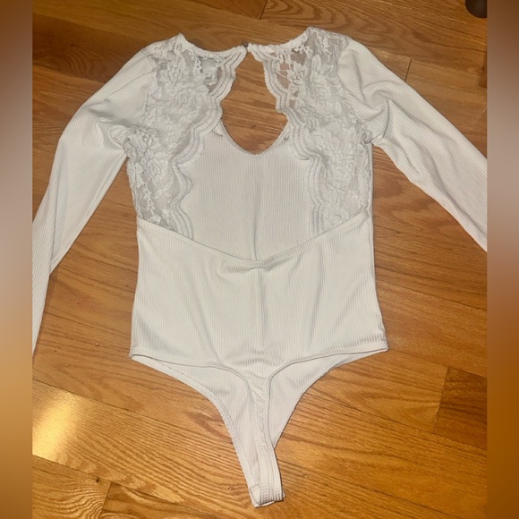 White Open Back Lace Long Sleeve Bodysuit women XS - Picture 4 of 6
